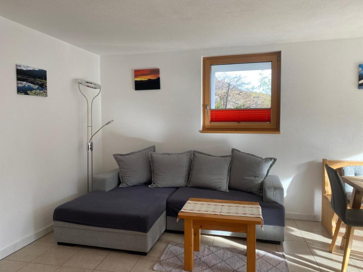 Ferienwohnung In Tschlin Mit Panoramablick Exterior foto
